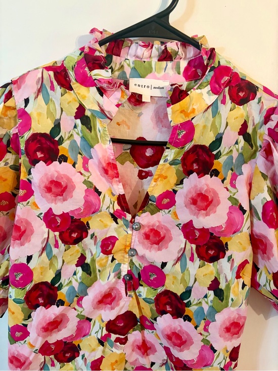 entro Tops - entro Bright Floral Ruffled V-Neck Blouse in Pink and Yellow